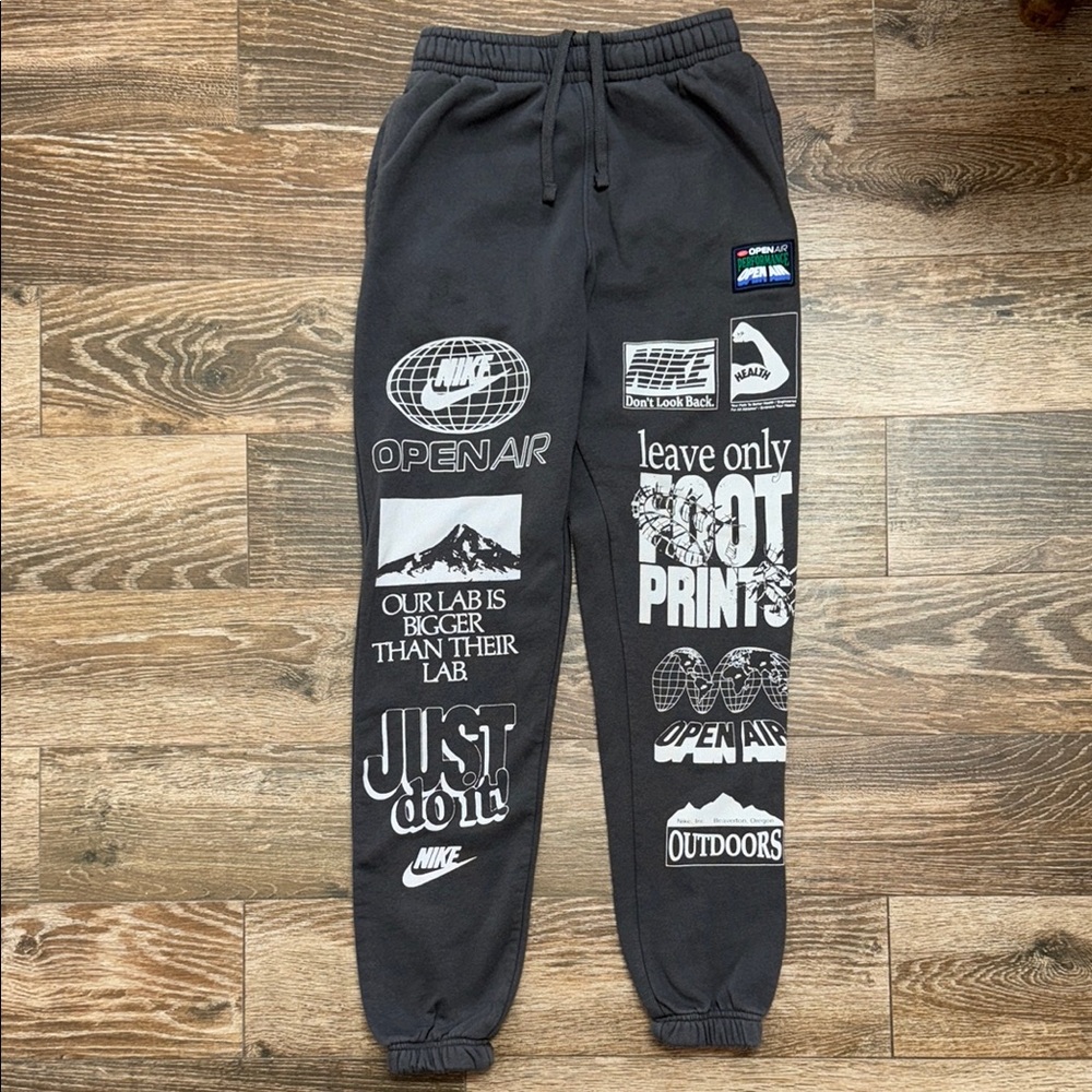 Nike Men's Sportswear Club Gel Open Air Joggers